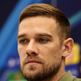 Timi Maks Elšnik potpisao novi ugovor sa Zvezdom 7