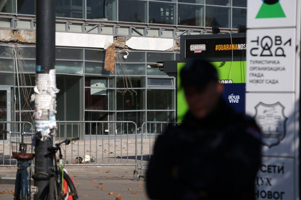 Tragedija u Novom Sadu: 14 mrtvih, u toku istraga o padu nadstrešnice 1 tragedija u novom sadu, železnička stanica u Novom Sadu