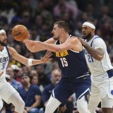 “Ovo je ludo”: Tripl-dabl Jokića u “revolveraškom” obračunu sa Dončićem i Irvingom (VIDEO) 2