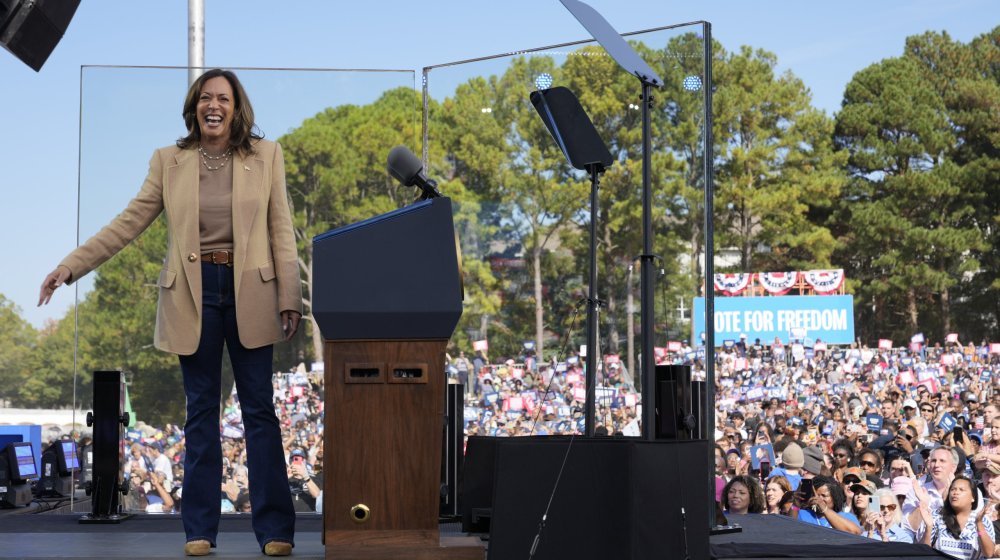Haris i Tramp u finišu pred izbore koji su za tri dana (FOTO) 1