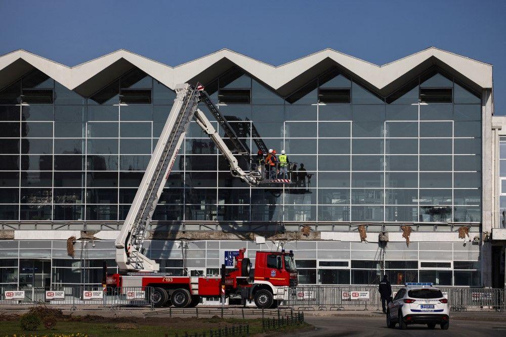 U tragediji na železničkoj stanici u Novom Sadu 14 mrtvih, protest u Beogradu 9 tragedija u novom sadu, železnička stanica u Novom Sadu