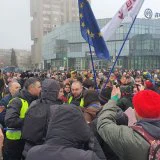 Da li zastave Euromajdana i Evropske unije prave pometnju na protestima? 6