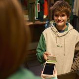 Prva platna kartica u Srbiji "Namenjena tinejdžerima, a izmišljena za roditelje" dostupna već godinu dana 14