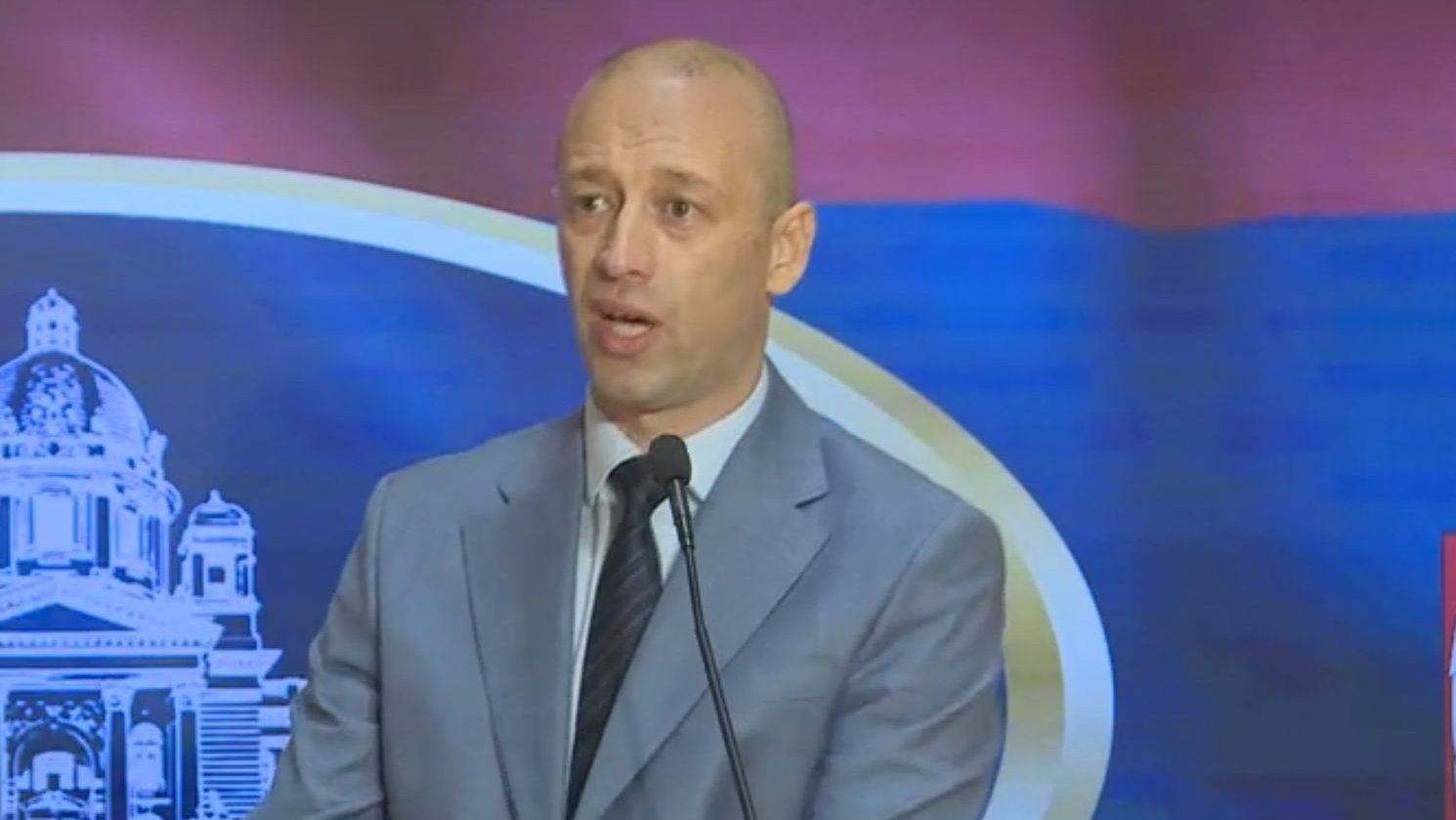 Telefoni opozicionara se prisluškuju, a međusobne poruke čitaju: Sagovornici Danasa o izjavi Đilasa da BIA i režim rade na rasturanju opozicije 4 Telefoni opozicionara se prisluškuju, a međusobne poruke čitaju: Sagovornici Danasa o izjavi Đilasa da BIA i režim rade na rasturanju opozicije 4