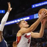 Nije Jokić, nego Jović: Majstorija reprezentativca Srbije za trijumf Majamija na teškom gostovanju (VIDEO) 4