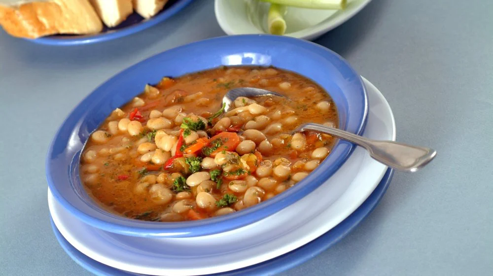 Pitali smo kuvare da li se pasulj potapa u vodu pre kuvanja ili ne: Evo šta su nam rekli 1