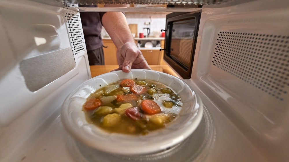 Hrana koju nikad ne bi trebalo ponovo da podgrevate u mikrotalasnoj 1