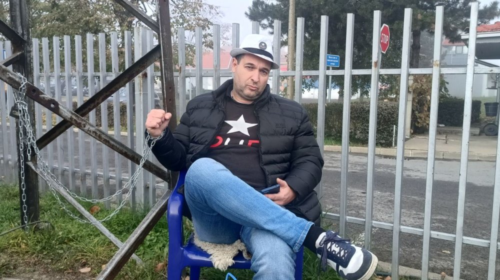 PUF-ovac se vezao za zatvor u Klisi - poneo i zrenjaninsku vodu (FOTO, VIDEO) 1