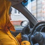 U ovim zemljama zabranjeno je voziti u zimskoj jakni ili kaputu 1