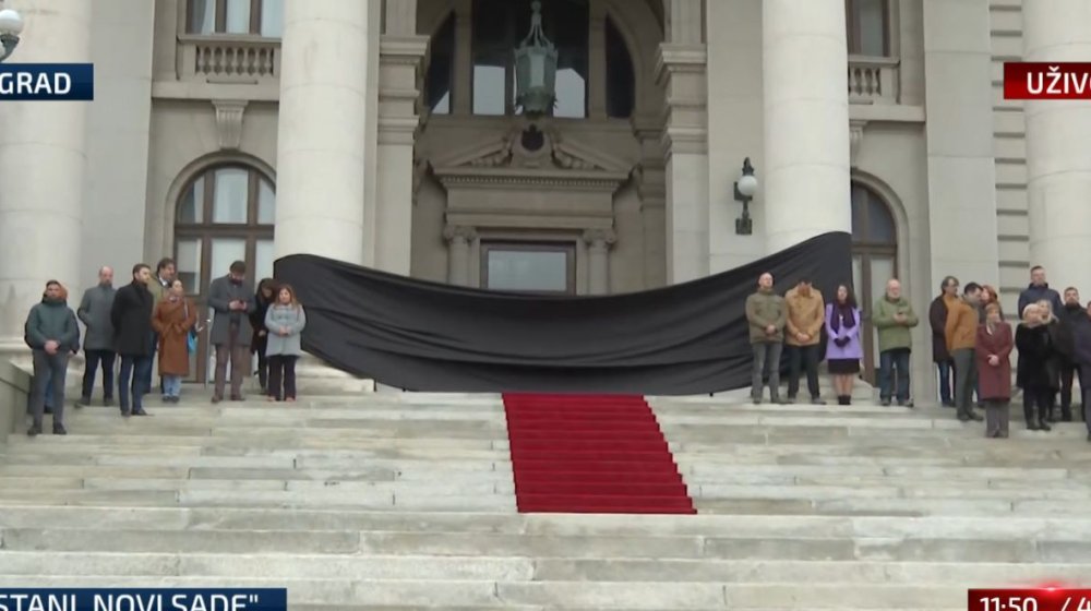 Danas Srbija staje na 15 minuta: Gde će se sve odavati počast stradalima u Novom Sadu 1