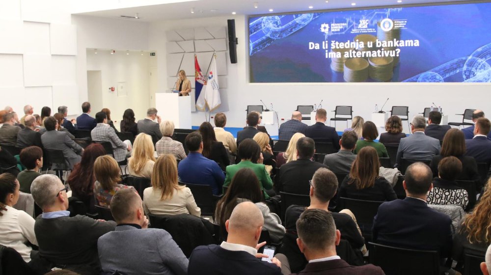 Papadakis: Petnaest godina rasta štednje u bankama 1