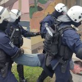 Reagovanja stranaka i NVO: Oslobodite građane! 4