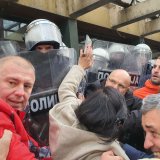 Novosadska opozicija najavila blokadu tužilaštva ako u roku od 24 časa ne započne istragu o zlostavljanju Ilije Kostića od strane policije 3