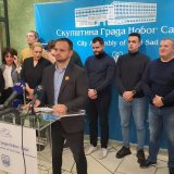 U petak ponovo petnaest minuta tišine: Novosadska opozicija traži razrešenje gradonačelnika Đurića ali i hitan sastanak sa načelnikom policije 4