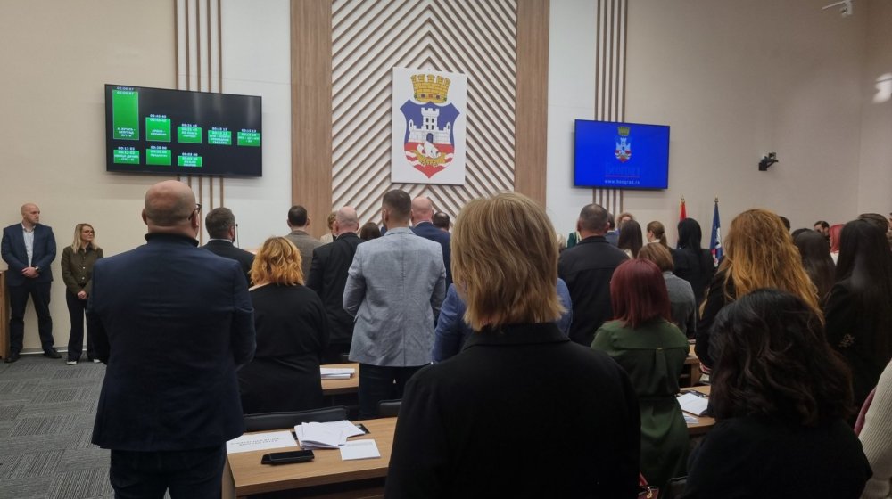 Šta radi privatno obezbeđenje u Skupštini Beograda? 1 Šta radi privatno obezbeđenje u Skupštini Beograda? 1