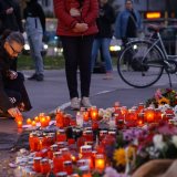 Direktorka Turkulov kaže da su povređeni i dalje u veoma teškom stanju: Novi Sad tuguje drugi dan 7