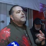 Sukob studenata i direktora SC Novi Sad: Direktor poliven crvenom farbom 4