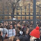 Ima li osnova za kažnjavanje nastavnika i đaka zbog učešća u akciji "Zastani Srbijo"? 8