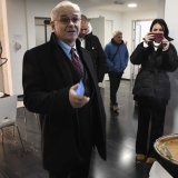 Rektor Dejan Madić smatra da se protiv njega stvara atmosfera linča: "Svi znaju gde sam, nema potrebe da me tražite" 12