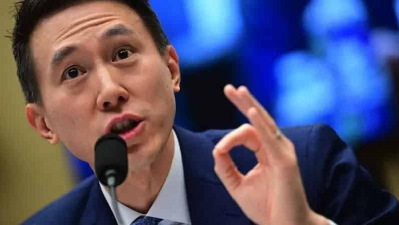 Tramp poziva Vrhovni sud da odloži zabranu TikToka u Americi 2 Šef TikToka Šou Ži Ču