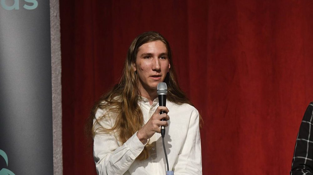 INTERVJU Student Vukašin Đinović: Ono što je uradila policija u Novom Sadu čista je psihopatija, došli su da nas tuku 10