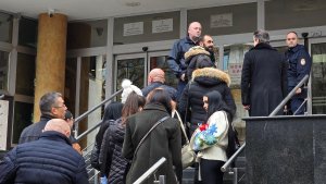 Uroš Blažić proglašen krivim zbog masakra u Duboni i Malom Orašju: Dobio 20 godina zatvora, kao i njegov otac 2 Uroš Blažić proglašen krivim zbog masakra u Duboni i Malom Orašju: Dobio 20 godina zatvora, kao i njegov otac 2