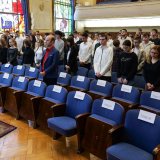 Srednjoškolci odali poštu žrtvama tragedije u Novom Sadu pre uručenja priznanja SANU 5