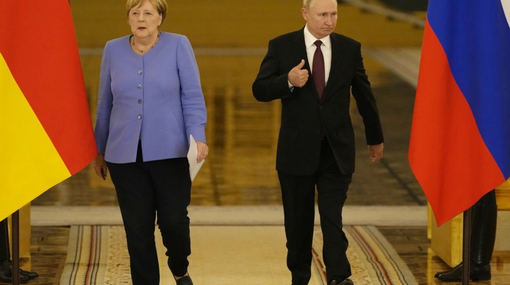 Oglasio se Peskov o odnosu Merkel i Putina: Sama je sebi to dozvolila 1