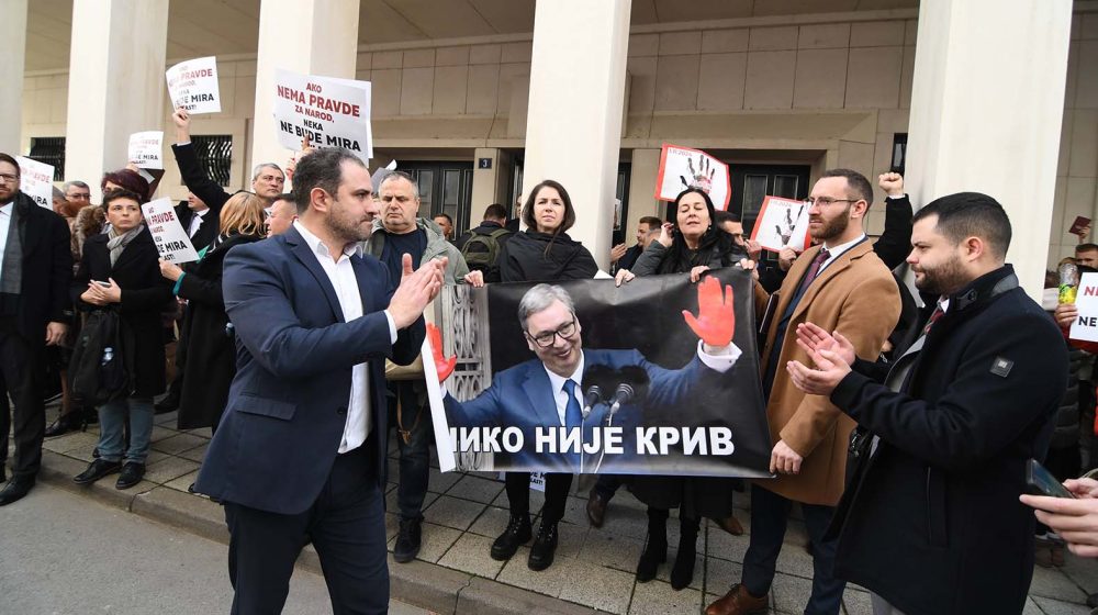 Da li su studentska lista i opozicija spremni da preuzmu vlast? 1