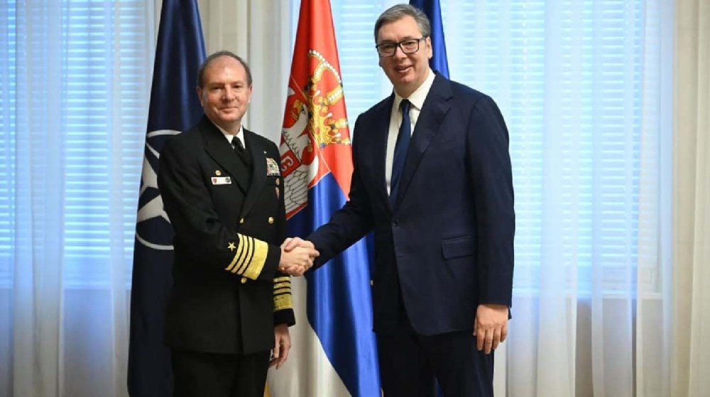 Vučić sa komandantom NATO: Srbija ostaje vojno neutrala, nastavljamo saradnju radi bezbednosti 1