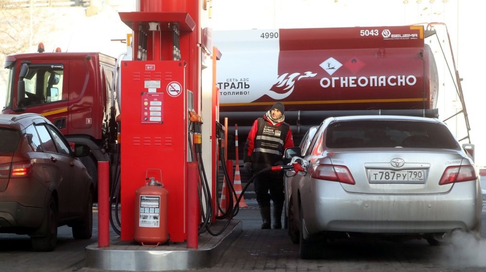 Rusija obara rekorde: Cene benzina najveće za 13 godina, u 2025. će biti nastavljen rast 1