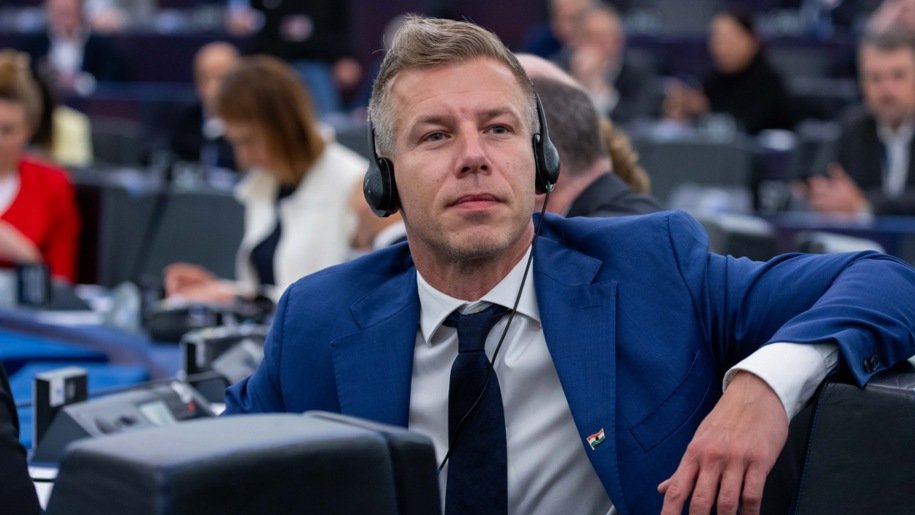 "Mađarski Zelenski": Dobar govornik, energičan, relativno mlad i sportski građen - suprotno od starijeg Orbana 2