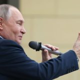 Putin pravi svoj "godišnji spektakl": Poznato kada će da odgovara na pitanja novinara i građana 8