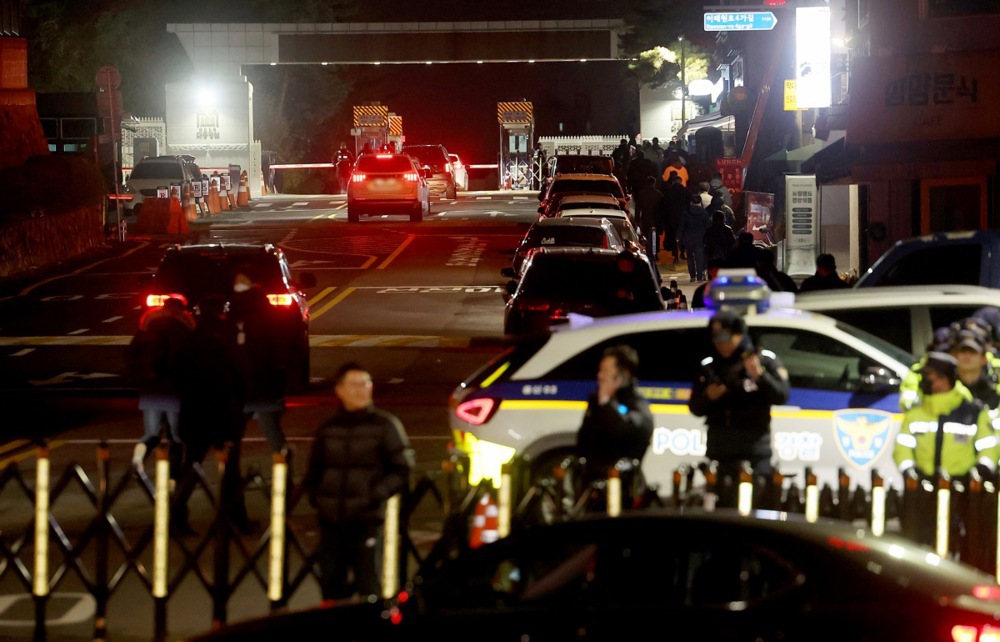 Državni udar u Južnoj Koreji? Izbili sukobi, parlament izglasao ukidanje vanrednog stanja (VIDEO, FOTO) 2 Državni udar u Južnoj Koreji? Izbili sukobi, parlament izglasao ukidanje vanrednog stanja (VIDEO, FOTO) 1