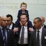 Trampov izabranik Ilon Mask počeo u Kongresu SAD razgovore o smanjenju potrošnje savezne vlasti 4