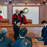 Sud u Južnoj Koreji izdao nalog: Uhapsiti opozvanog predsednika Jon Suk Jeola 3