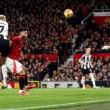 Premijer liga: Njukasl pobedio Mančester junajted, a Ipsvič ekipu Čelsija, remi Aston Vile i Brajtona 3