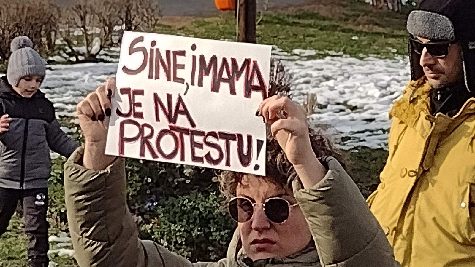 Akcija "Zastani Srbijo": Blokadama saobraćaja širom Srbije odata počast stradalima u Novom Sadu 3