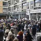 "Bićemo sa vama u ponedeljak na Platou: Nastavnici Filozofskog fakultet u Beogradu podržali prosvetare 6