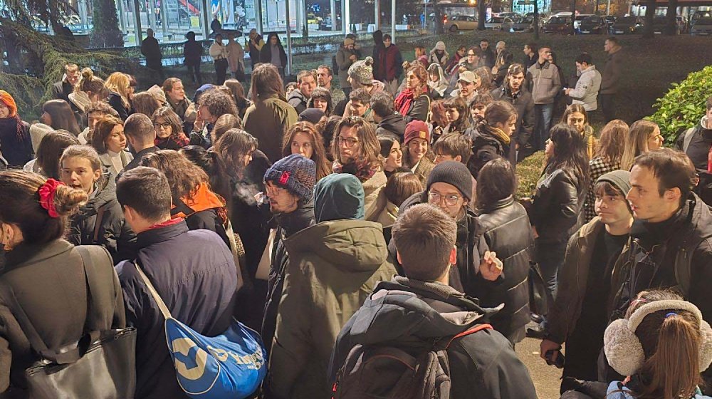 Protesti danas u više mesta na godišnjicu napada na studente FDU, koji su pokrenuli talas blokada u Srbiji 1