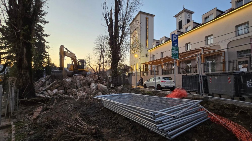 Srušena predratna vila na Vračaru (FOTO) 1