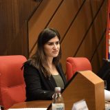 Predsednica novosadskog parlamenta Dina Vučinić ponovo ne dozvoljava prisustvo studentima i građanima sednici 7