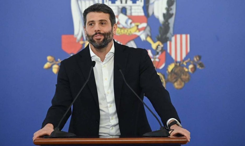 Gde je Šapić dok vaterpolisti osvajaju zlato: "Možda nije smeo da skrene ulevo kod Palate Srbija ka Areni" 3