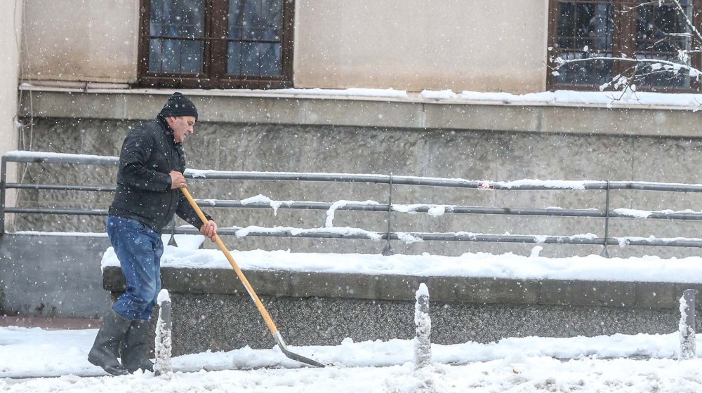Vanredna situacija u Ivanjici, Novoj Varoši, Arilju...: Sneg u oktobru doneo nevolje u pojedinim delovima zemlje 1