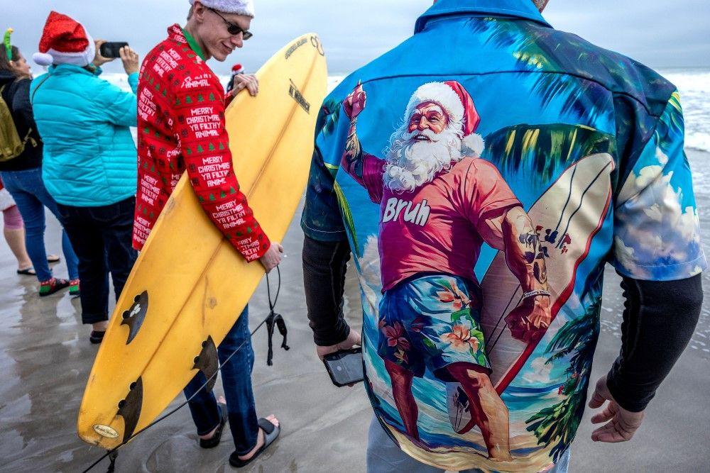 Badnje veče i Božić u svetu: Od surfa do molitvi i jutra u skloništima 13 božić na floridi