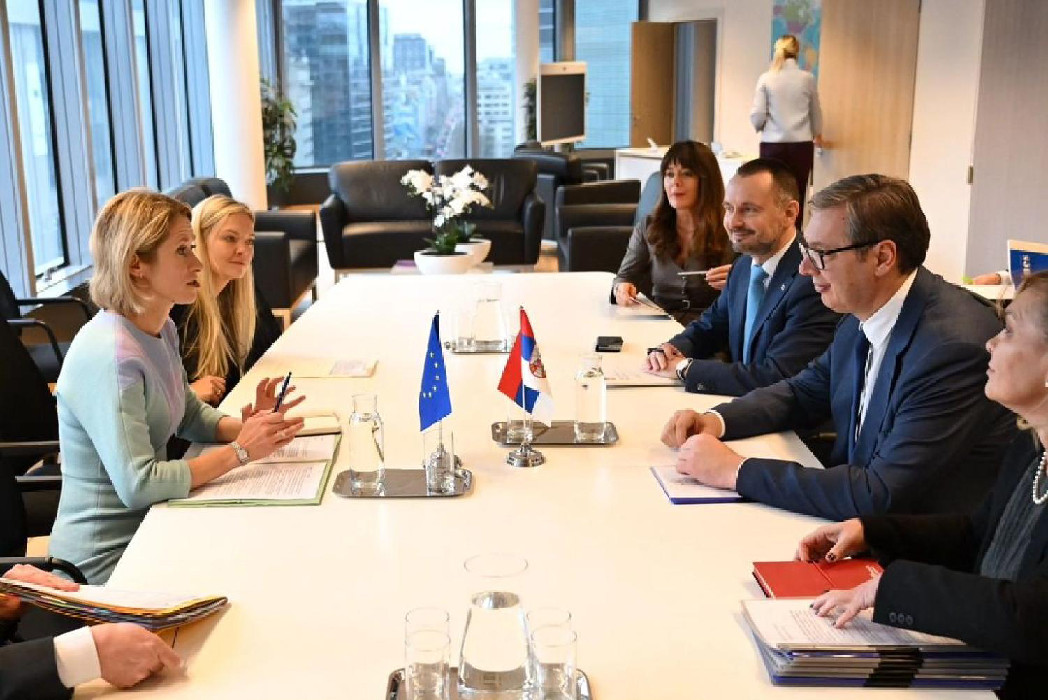 Analiza političke krize u Srbiji Đorđa Vukadinovića: Odgovor zabrinutom prijatelju 3 Analiza političke krize u Srbiji Đorđa Vukadinovića: Odgovor zabrinutom prijatelju 3