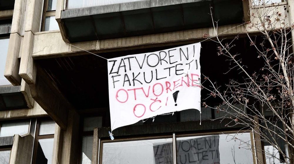 Prirodno-matematički fakultet u Novom Sadu izglasao onlajn nastavu: Studenti objavili kako stupaju u totalnu blokadu 1