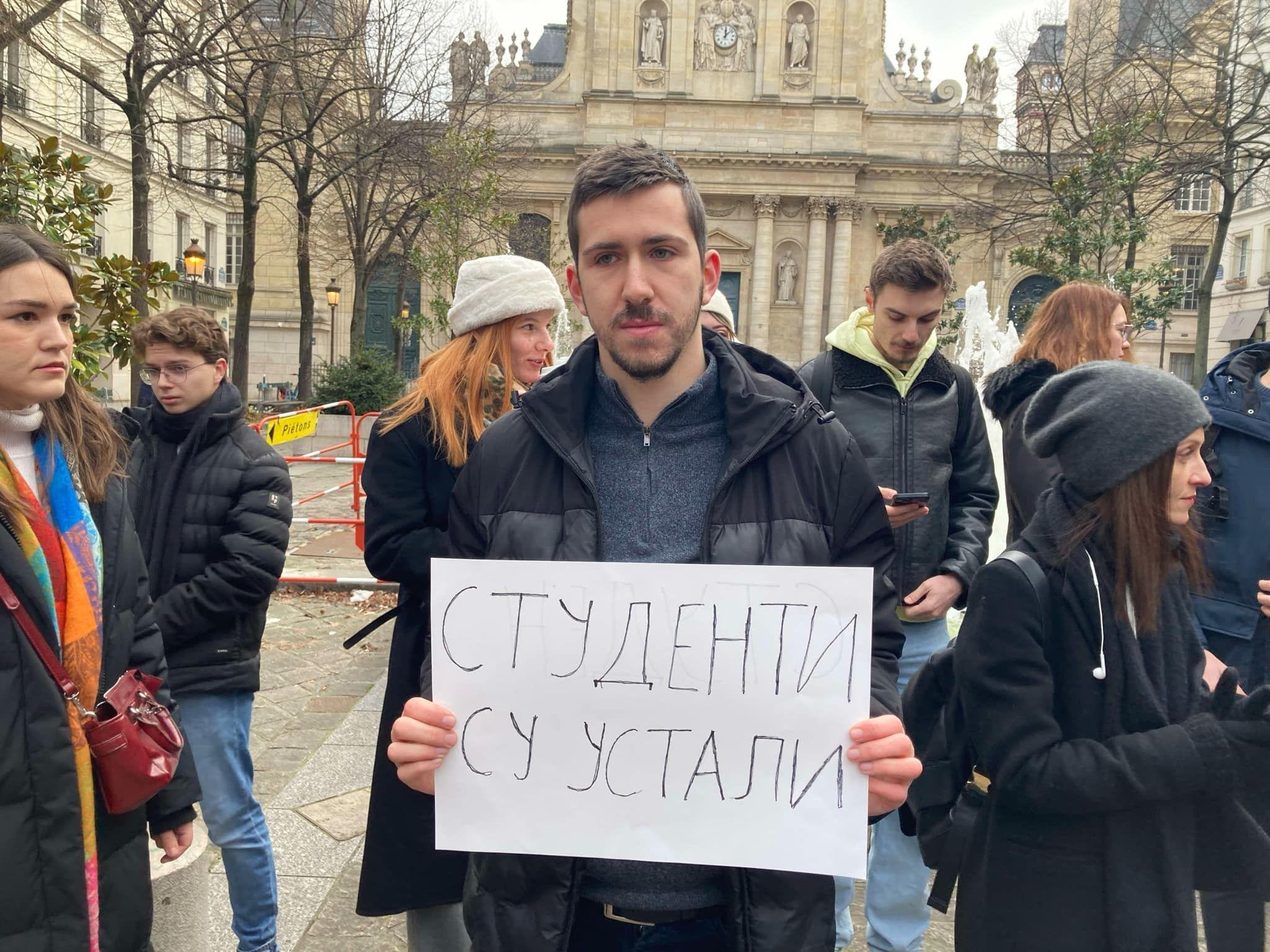 Protesti i ove subote u Beogradu, i u Parizu 15 minuta tišine 2 Protest u Parizu
