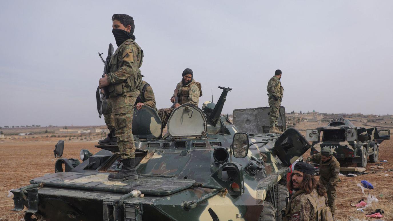 Pad režima Bašara al-Asada u Siriji posle skoro 25 godina 15 Pobenjenici u Homsu, trećem najvećem gradu u Siriji