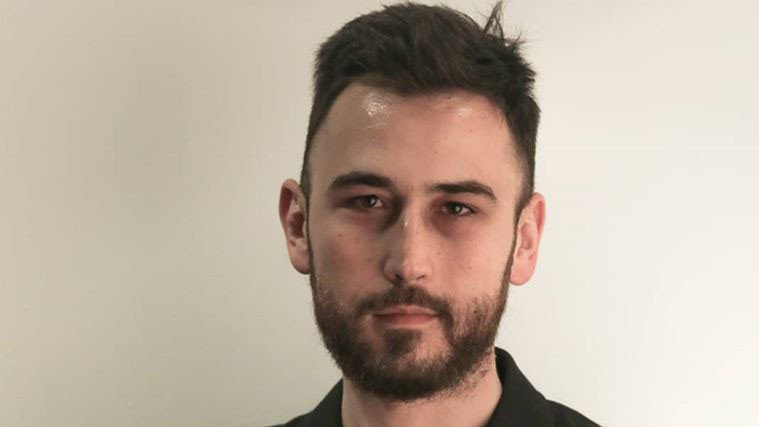 Kad nastavnici prestanu da budu „ćutolozi i klimoglavci”: Zašto ćute prosvetni radnici? 2 Kad nastavnici prestanu da budu „ćutolozi i klimoglavci”: Zašto ćute prosvetni radnici? 1